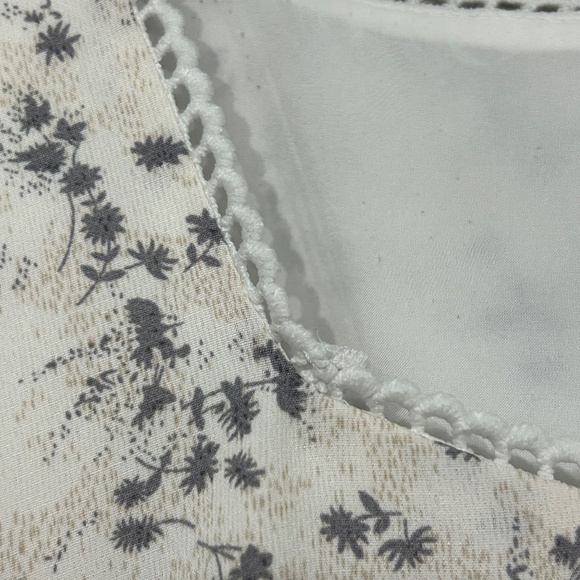 DAZY Ditzy Floral White Dress - Picture 4 of 7